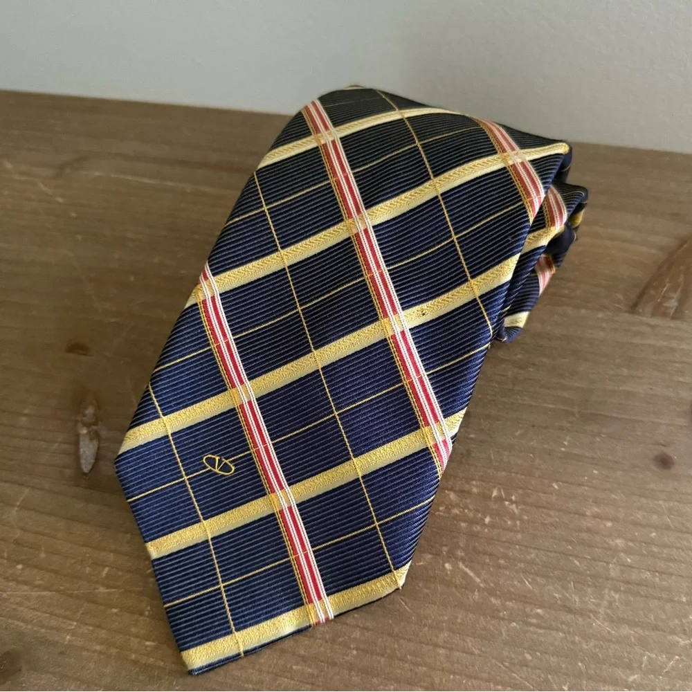 Vintage Valentino Men's Tie with Blue and yellow Stripes silk